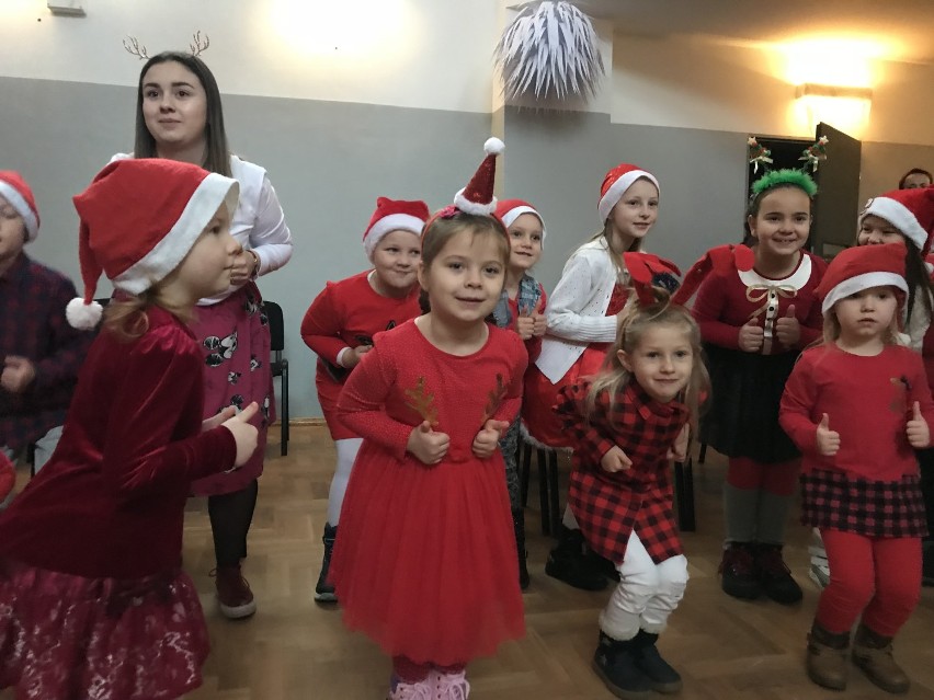 Mikołaj odwiedził dzieci w Domu Kultury w Maszewie Lęborskim [ZDJĘCIA]