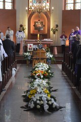 Pogrzeb Pawła Szlasa w Kartuzach - tragicznie zmarłego pożegnali przyjaciele, rodzina i samorządowcy