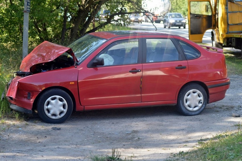 Wypadek na drodze między Włocławkiem, a Kowalem ! Kobieta w szpitalu