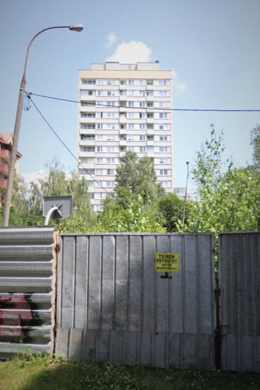 Dzika reprywatyzacja w Warszawie. Unieważniono decyzję, boiska wraca do szkoły