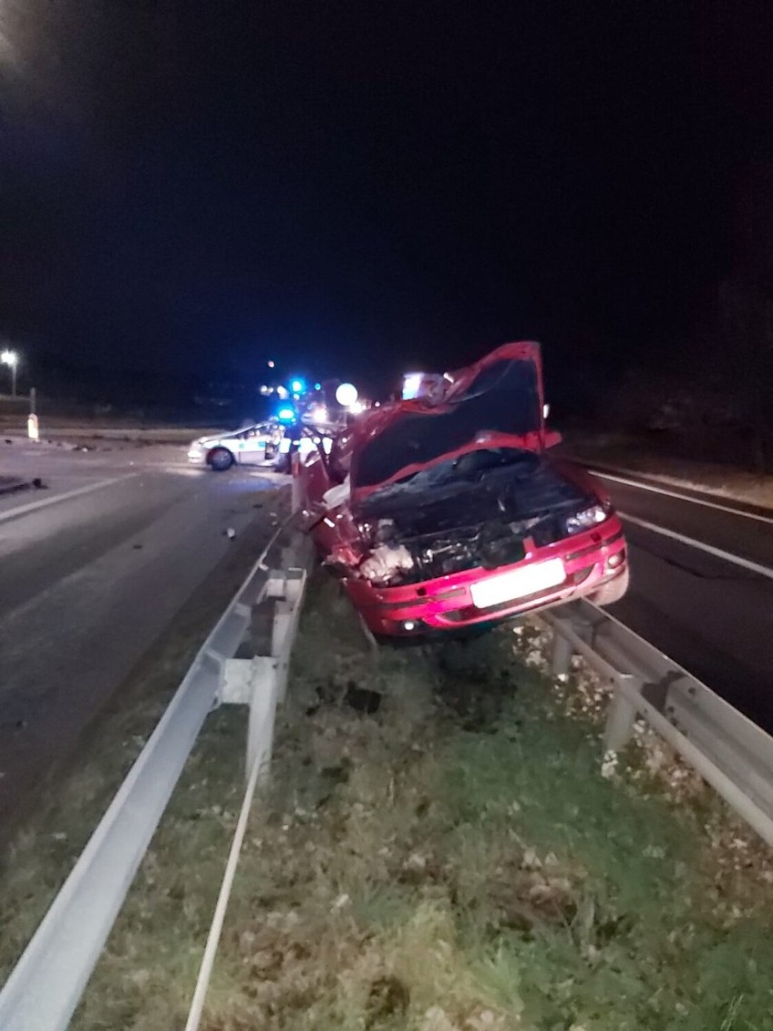 O krok od tragedii. Niebezpiecznie na drogach powiatu zgorzeleckiego. Te zdjęcia poruszają wyobraźnię