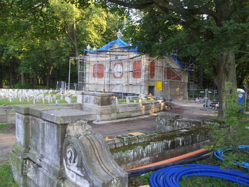 Świerklaniec: remont amfiteatru w parku