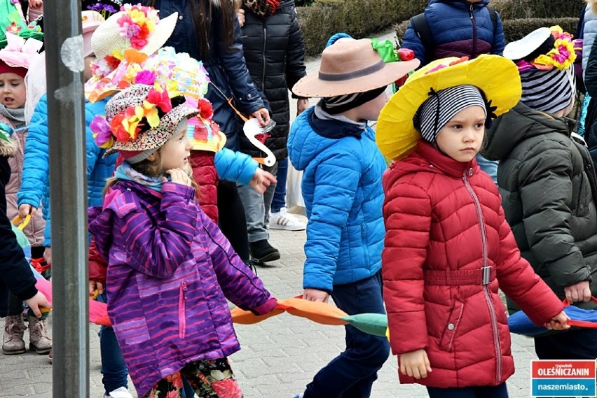 Oleśnickie przedszkolaki szukały wiosny (ZDJĘCIA) 