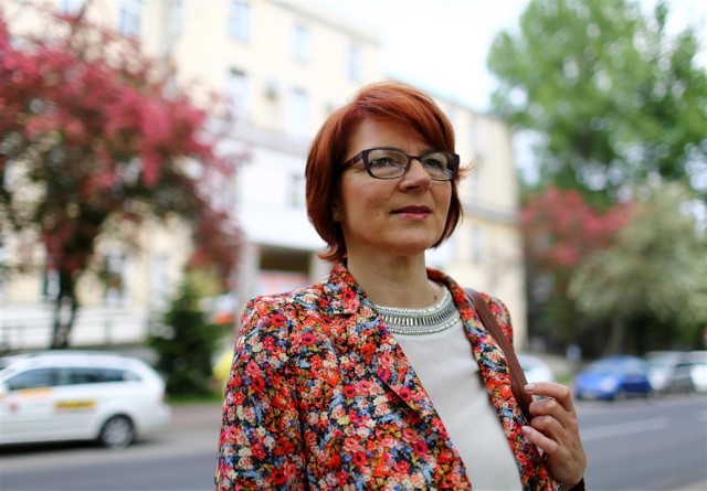 Barbara Krupa, przewodnicząca Związku Pielęgniarek i Położnych w PZOZ mówi, że pielęgniarki już nie chcą czekać