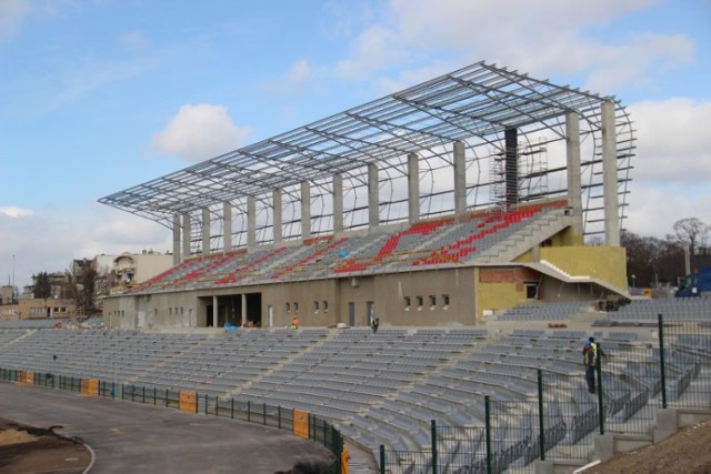 Stadion miejski w Kaliszu. Tak już prezentuje się nowa trybuna