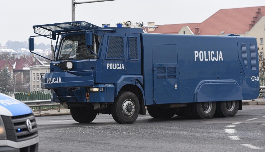 Derby Przemyśla 2022. Ilu policjantów zabezpieczało mecz? To tajemnica! Zobacz zdjęcia z miasta!