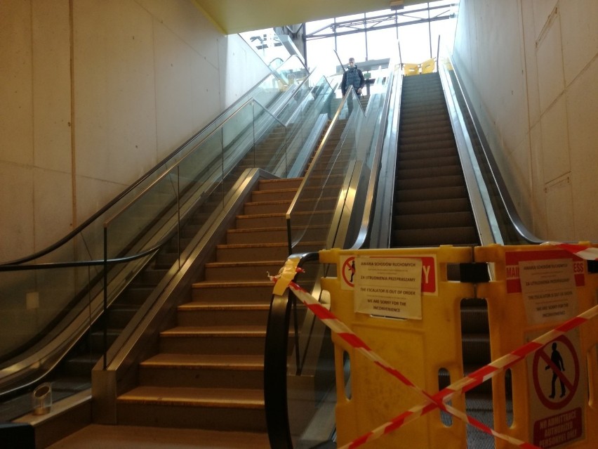 Katowice: Nieruchome schody na dworcu będą ruchome. Kiedy?
