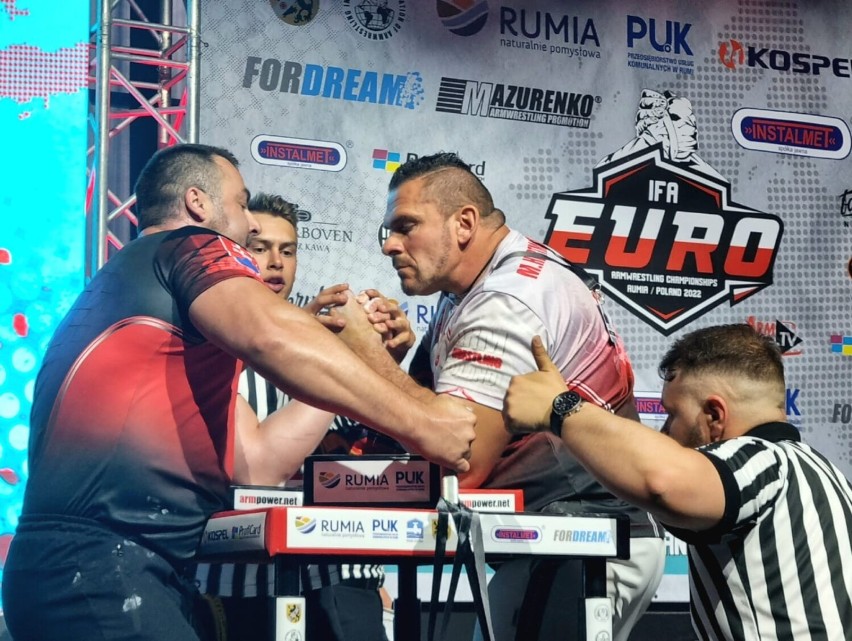 Mirosław Hertmanowski wicemistrzem Europy w  Armwrestlingu