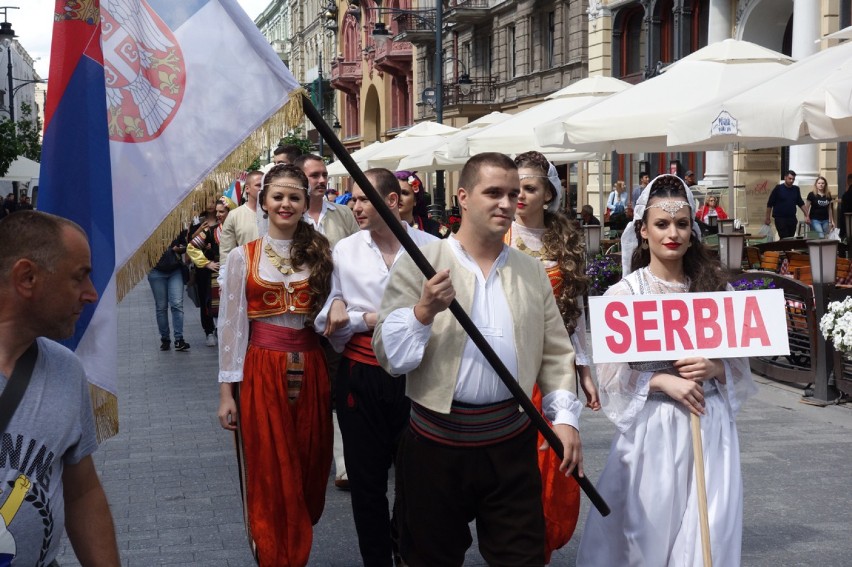 Warsztaty folklorystyczne w Łodzi. Parada przeszła ulicą Piotrkowską [ZDJĘCIA,FILM]