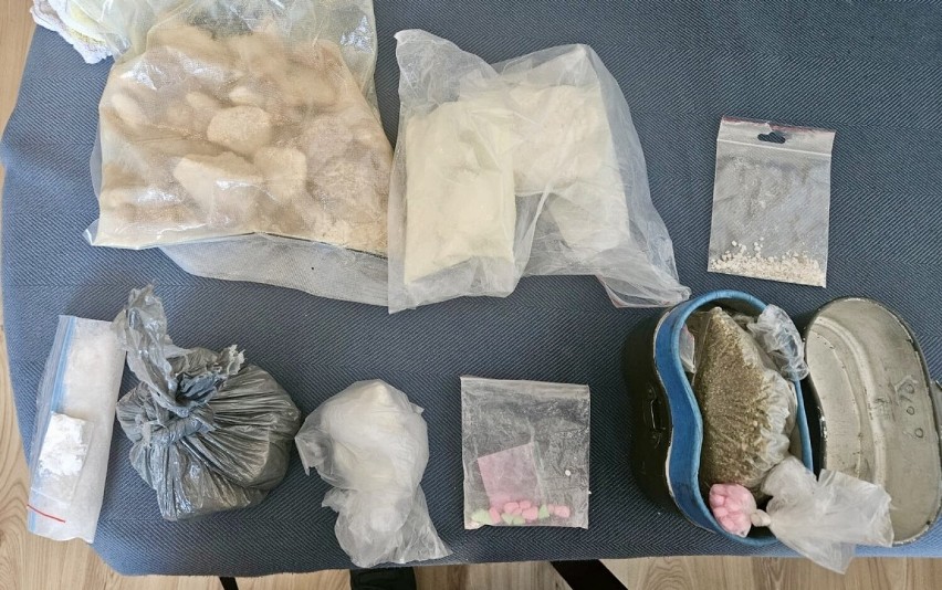 Policjanci z Piły przejęli ponad 2 kg narkotyków