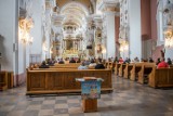 Poznań: Koniec dyspensy od niedzielnej mszy świętej. Kościoły nie wypełniły się wiernymi