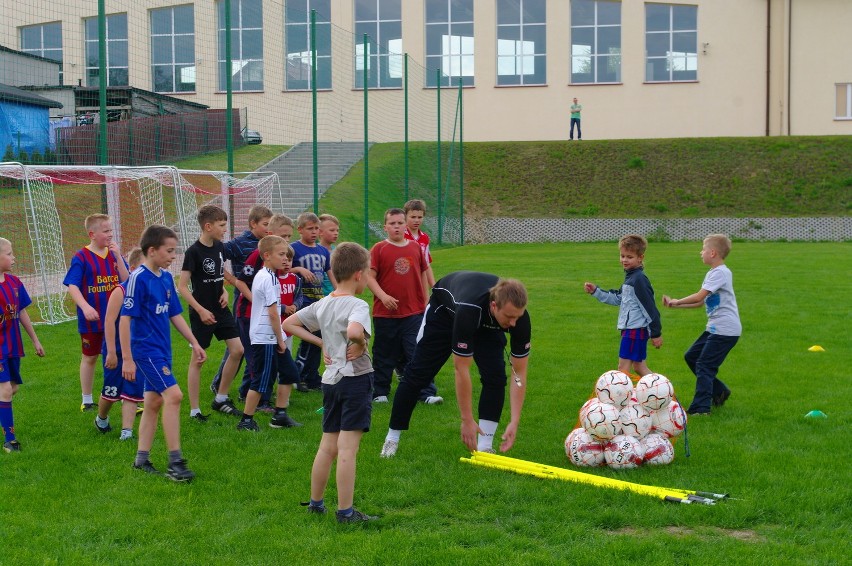 Przy Uczniowskim Klubie Sportowym Olimpijczyk Skorzewo powstała sekcja piłki nożnej