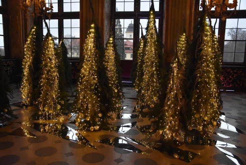 Od 1 grudnia w Zamku Książ wystawa Magia Świąt.Tak...