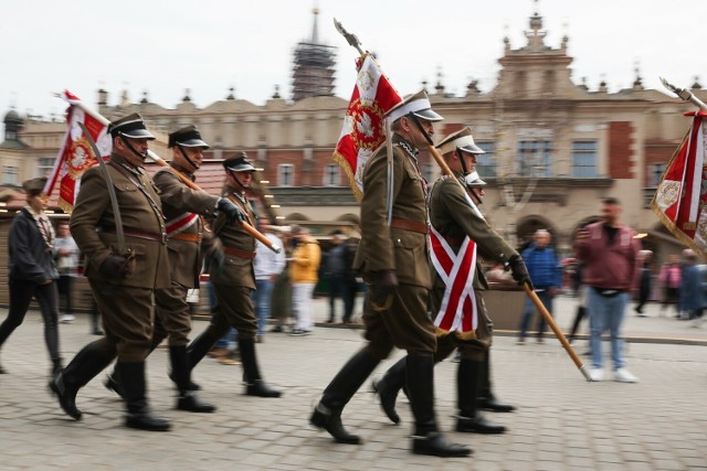 Na Rynku w Krakowie odbyły się obchody święta 8 Pułku Ułanów.