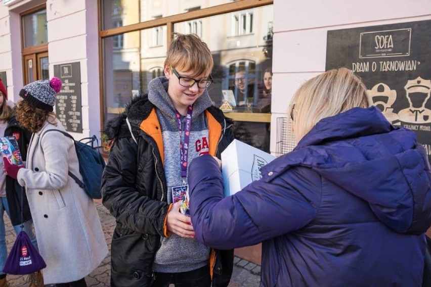 Tarnów. Finały Wielkiej Orkiestry Świątecznej Pomocy w Tarnowie co roku gromadziły tłumy mieszkańców [ZDJĘCIA]