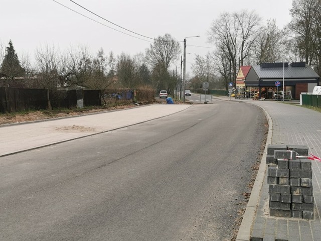 W związku z remontem drogi Krosno Odrzańskie — Łochowice przy cmentarzu komunalnym pojawią się utrudnienia.