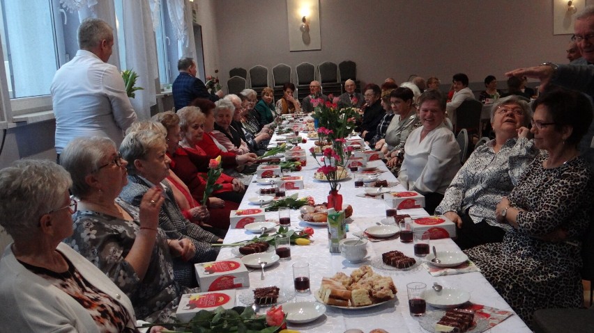 Dobrzycki Klub Seniora świętował Dzień Kobiet