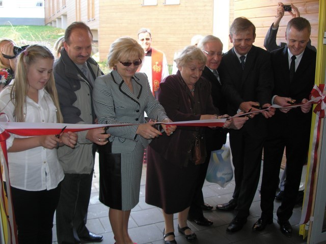 Otwarcie szkoły w Sychowie