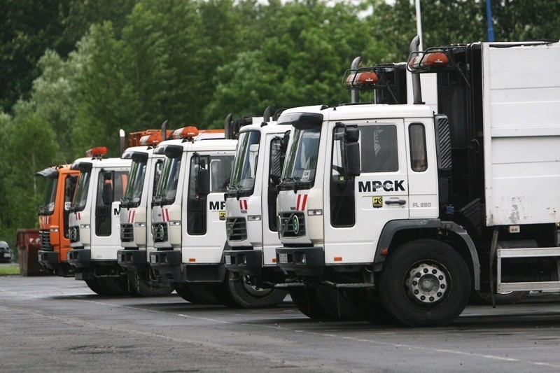 Jak często będą wywożone śmieci z Katowic i ile worków,...