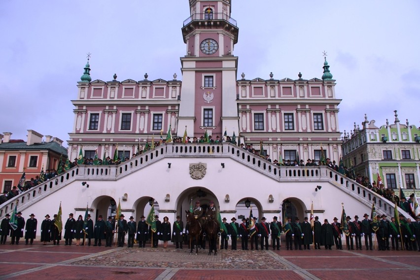 Ogólnopolski Hubertus w Zamościu. Tłumy na Rynku Wielkim....