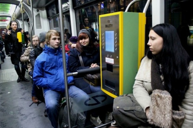 Biletomaty w autobusach i tramwajach