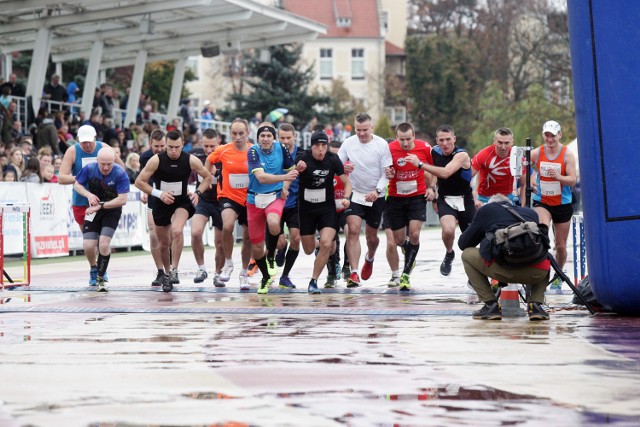 KGHM zaprasza na Bieg Barbórkowy o Lampkę Górniczą. Zaczynamy w niedzielę o 10!