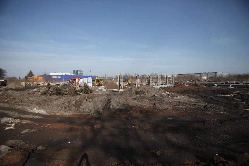 Sosnowiec: Jeszcze przez 3 tygodnie utrudnienia na Baczyńskiego związane z budową Netto