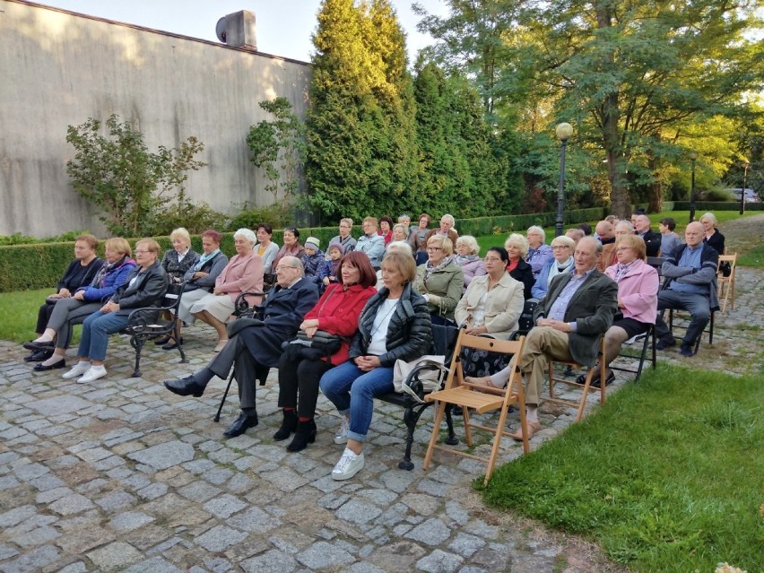 Wolsztyn: koncert muzyki operowej w ogrodzie Muzeum Roberta Kocha
