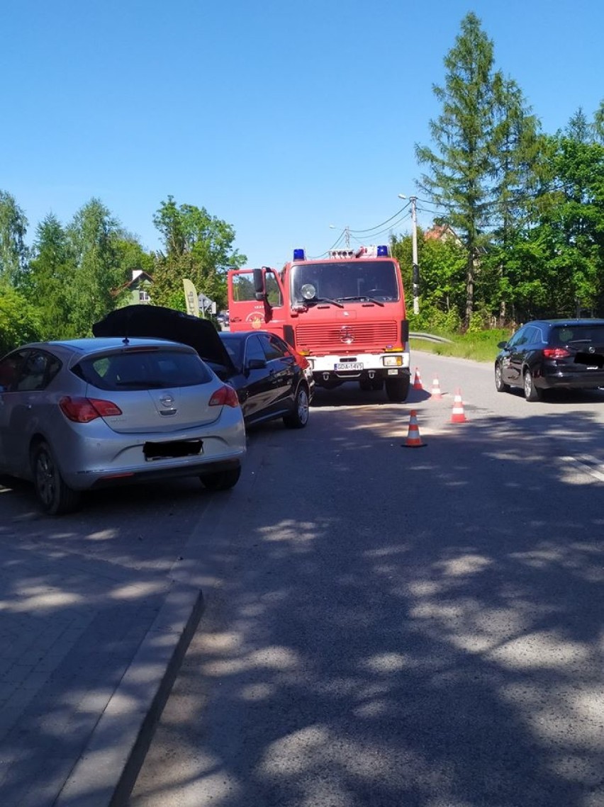 Gm. Przywidz. Wypadek w Jodłownie. Zderzyły się cztery samochody |ZDJĘCIA