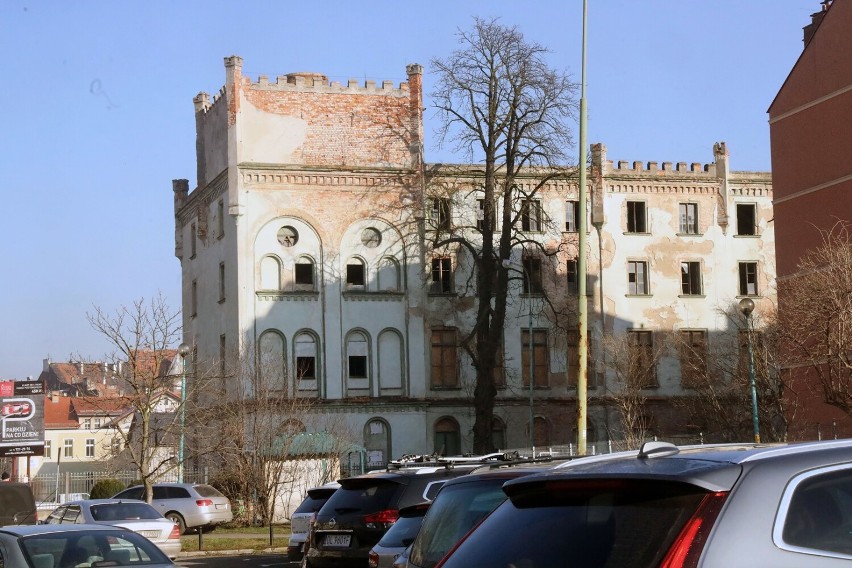 Najbardziej rozpoznawalną ruiną w Legnicy jest były browar przy ulicy św. Piotra