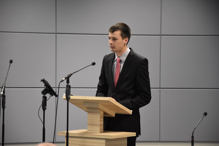 Gniezno: Nowa świątynia w Gnieźnie. Na Konikowie oficjalnie otwarto nowoczesną salę Świadków Jehowy [11.06.2023]