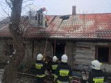 Pożar domu w Mucharzu, pogorzelcy liczą straty [Zdjęcia]