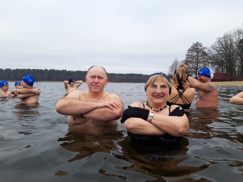 Wschowa. Dlaczego warto dołączyć do wschowskich morsów? Przekonajcie się sami [ZDJĘCIA] 