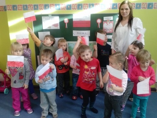 Przedszkolaki z Malechowa obchodziły Święto Niepodległości [ZDJĘCIA]