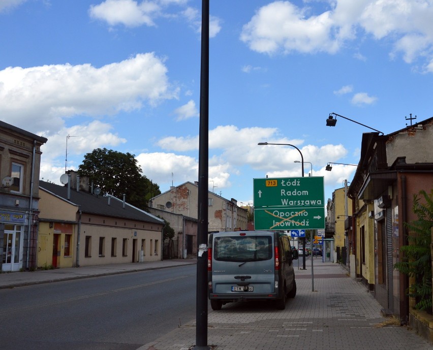 Remont ul. Grota - Roweckiego w Tomaszowie Maz. jeszcze potrwa. Trwa przebudowa ronda [ZDJĘCIA]