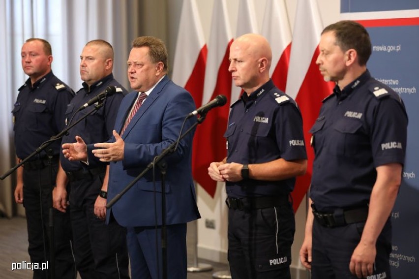 Ponad dwa tysiące kamer osobistych trafi do policjantów w całym kraju. Pierwsze testowali policjanci m.in. z Dolnego Śląska