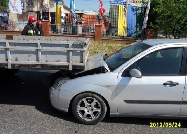 Wypadek w Busku-Zdroju. Zderzyły się cztery pojazdy [zdjęcia]