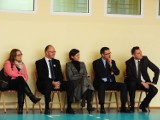 Minister Mucha odwiedziła powiat kraśnicki. Podpisała umowę na dofinansowanie sali w "Reju" ZDJĘCIA