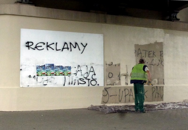 Poznań -  Bazgroły anarchistów na odnowionym murze [ZDJĘCIA]