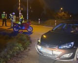 Wypadek w Mrzezinie na skrzyżowaniu: zderzenie auta z motocyklem. Jeden z kierowców był pijany! | NADMORSKA KRONIKA POLICYJNA