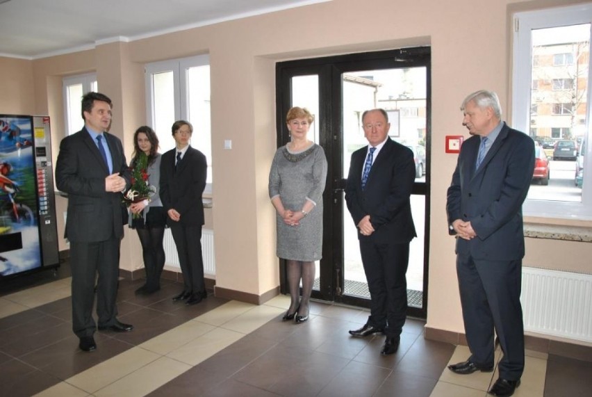 Oficjalnie nowe szatnie otworzył starosta Tadeusz Skatuła