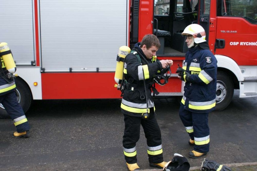 Ćwiczenia ratownicze w Szkole Podstawowej nr 13 w Kaliszu