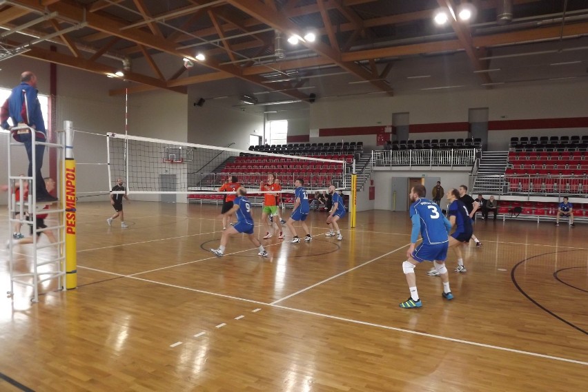 W hali OSIR w Golubiu–Dobrzyniu rozegrano piątą kolejkę spotkań ligi amatorów
