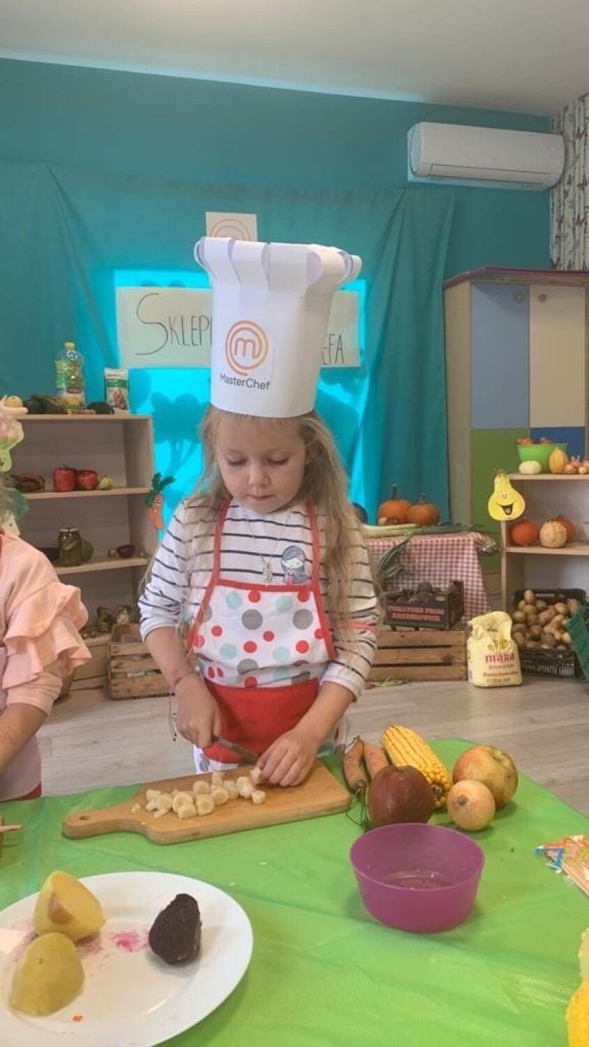 MasterChef Junior w kazimierskim przedszkolu Sylabka. Mali kucharze w wielkich czapach dali czadu! Zobaczcie zdjęcia i wideo