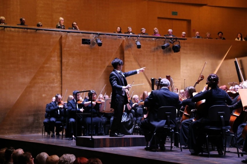 Musical Bernsteina

W piątek filharmonia zaprasza na Musical...