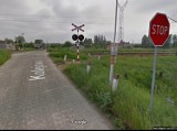 Zderzenie na przejeździe kolejowym na ul. Kolejowej w Tomaszowie Maz. Trwa ustalanie okoliczności zdarzenia