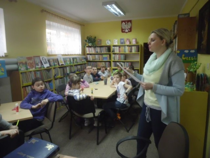 Uczniowie z Łęczycy uczcili Międzynarodowy Dzień Książki dla Dzieci 