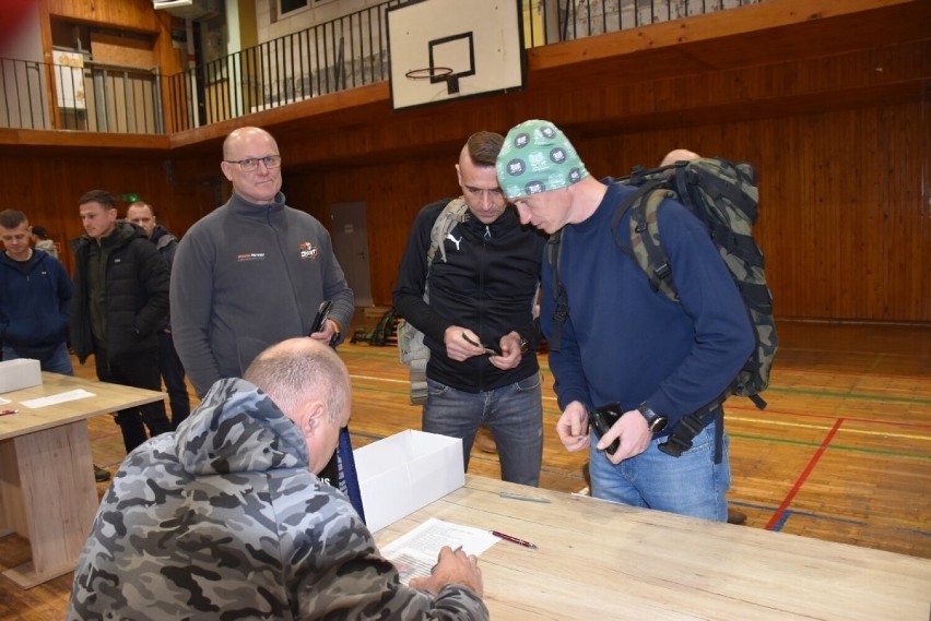 Maraton Komandosa 2022 w lublinieckim Kokotku. Kilkuset...