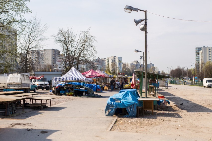 Bazar "Na dołku" w nowym miejscu