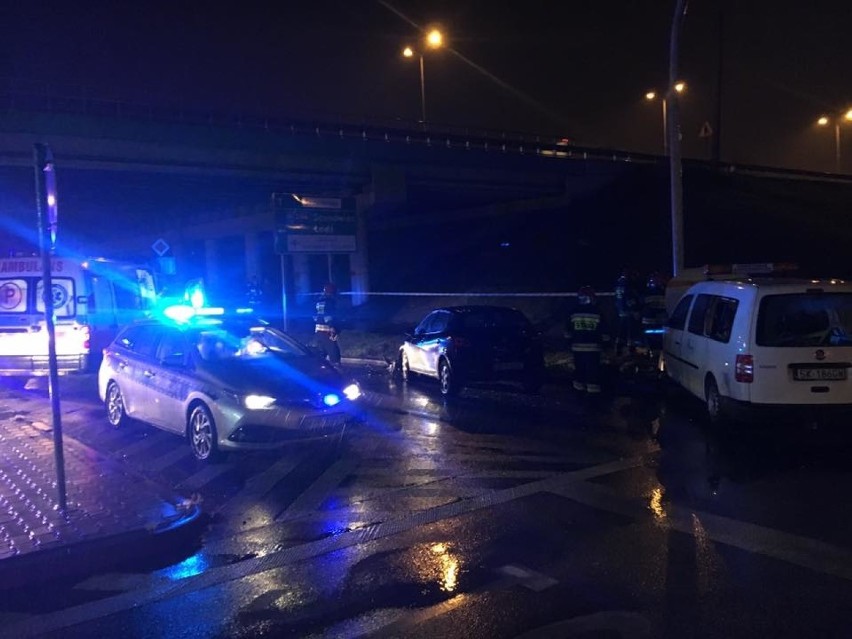 Katowice: Wypadek na skrzyżowaniu ul. Hallera i al. Roździeńskiego [ZDJĘCIA]. Dwie osoby ranne